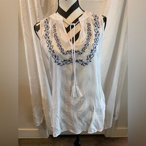 Embroidered Sleeveless White Top